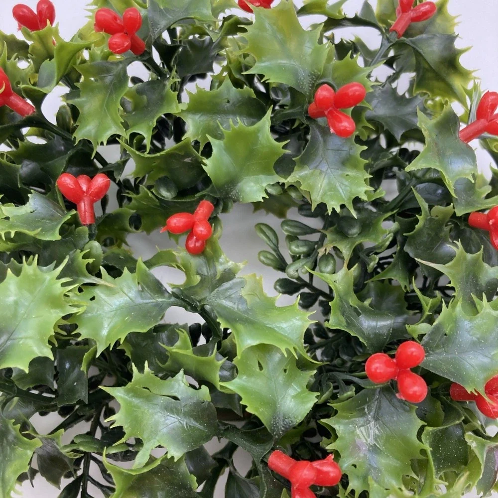 Vintage Christmas Plastic Holly Centerpiece Wreath Decoration Candle Ring